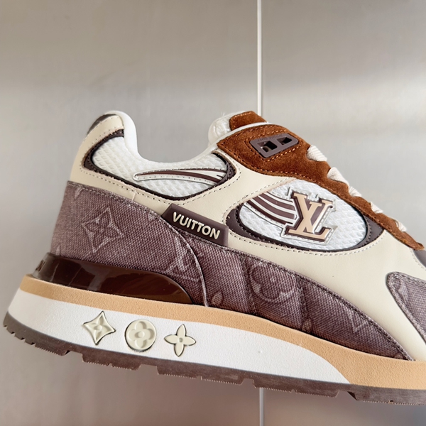 ルイヴィトン靴着用イメージ